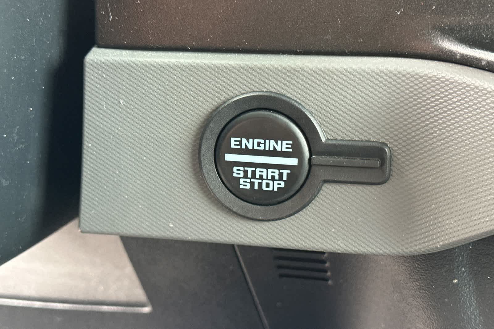 Thumbnail: 2022 Ford Bronco - 23