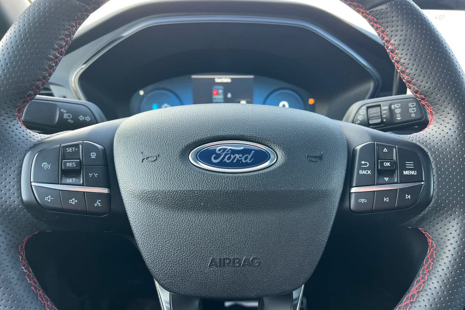 Thumbnail: 2023 Ford Escape - 23