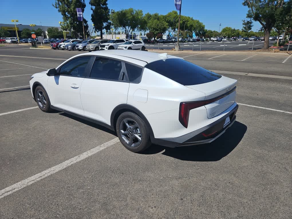 Thumbnail: 2025 Kia K4 - 5