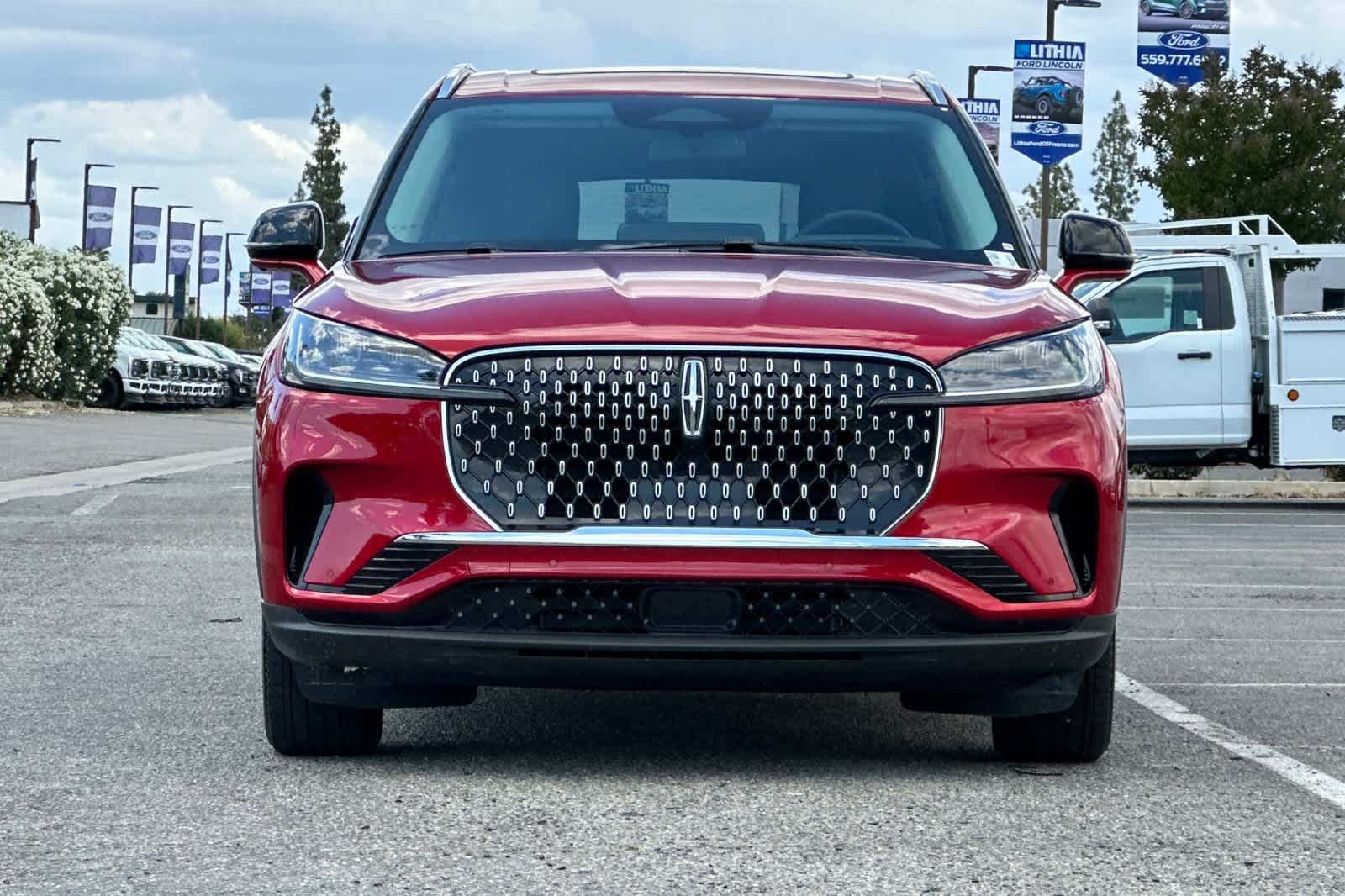 Thumbnail: 2026 Lincoln Aviator - 10
