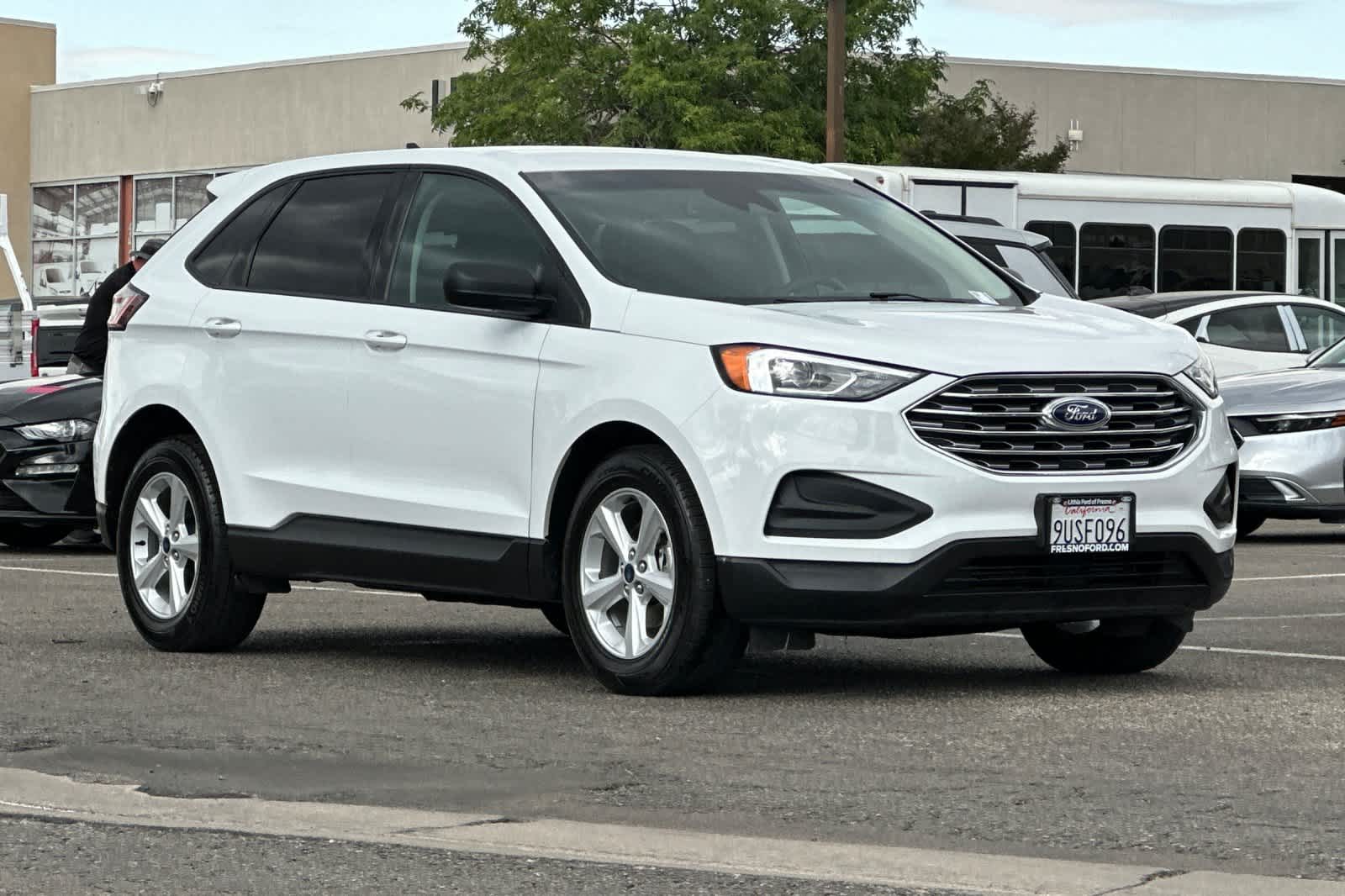 Thumbnail: 2019 Ford Edge - 10
