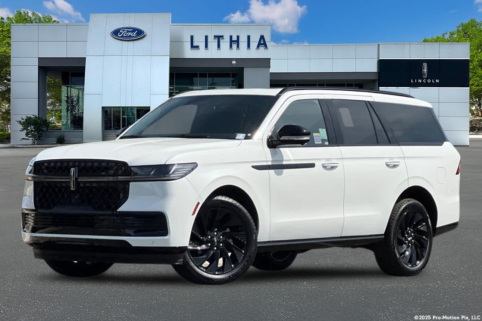 Thumbnail: 2026 Lincoln Navigator - 1