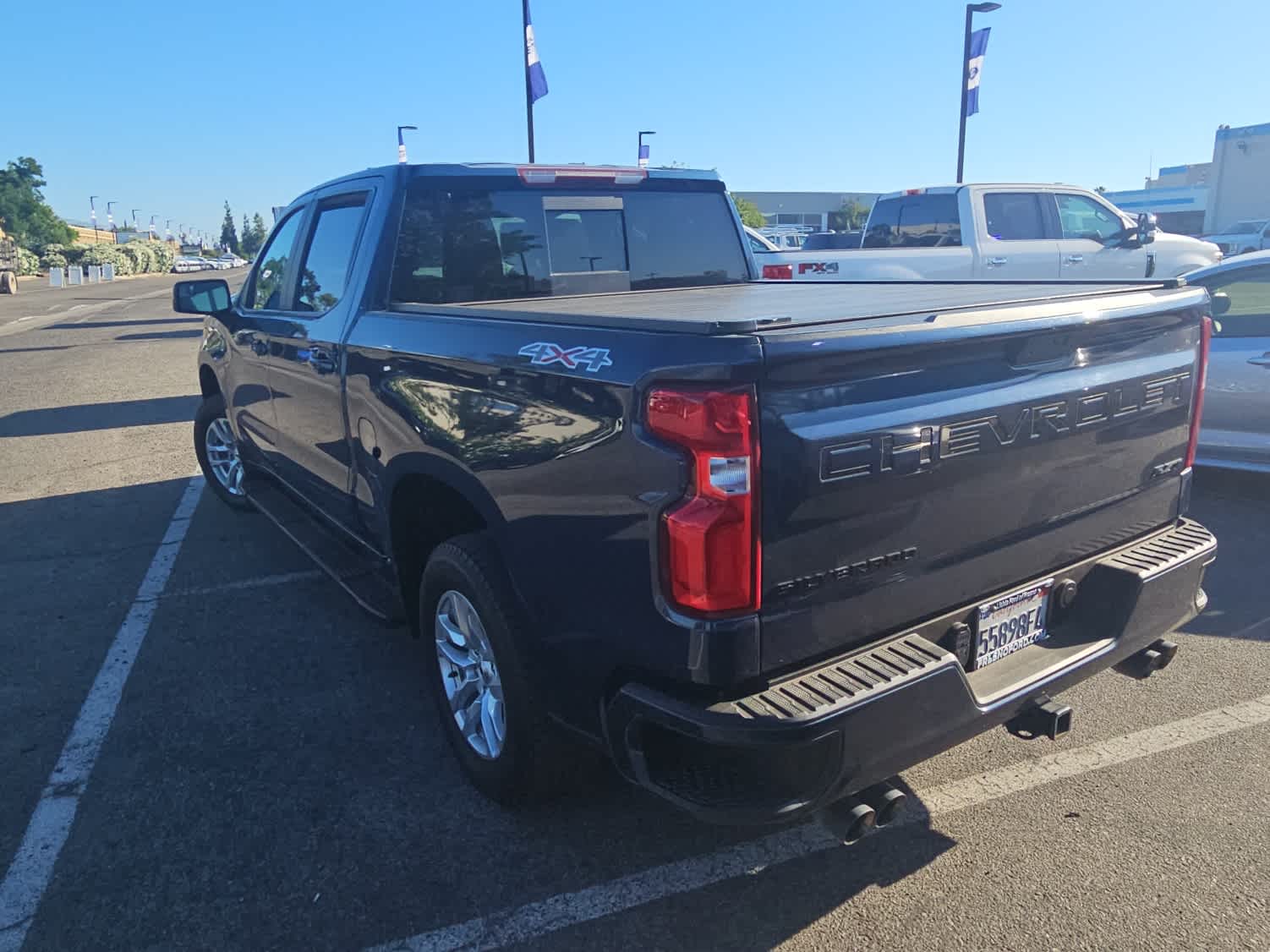 Thumbnail: 2021 Chevrolet Silverado 1500 - 6