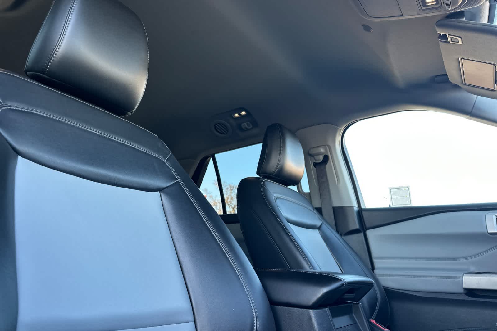 Thumbnail: 2022 Ford Explorer - 19