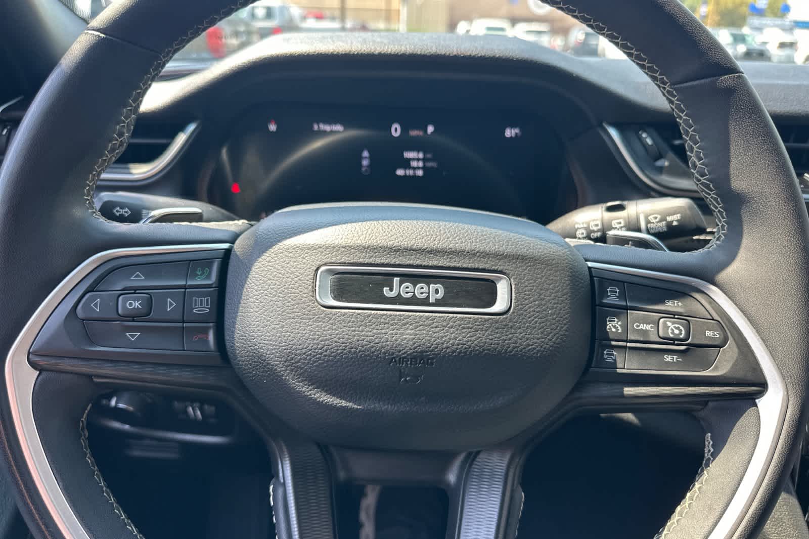 Thumbnail: 2023 Jeep Grand Cherokee - 24