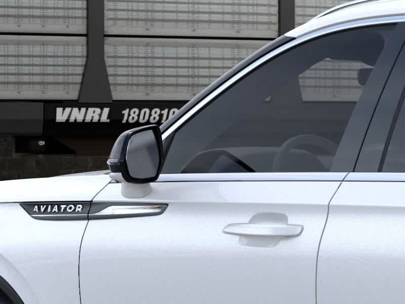 Thumbnail: 2026 Lincoln Aviator - 21