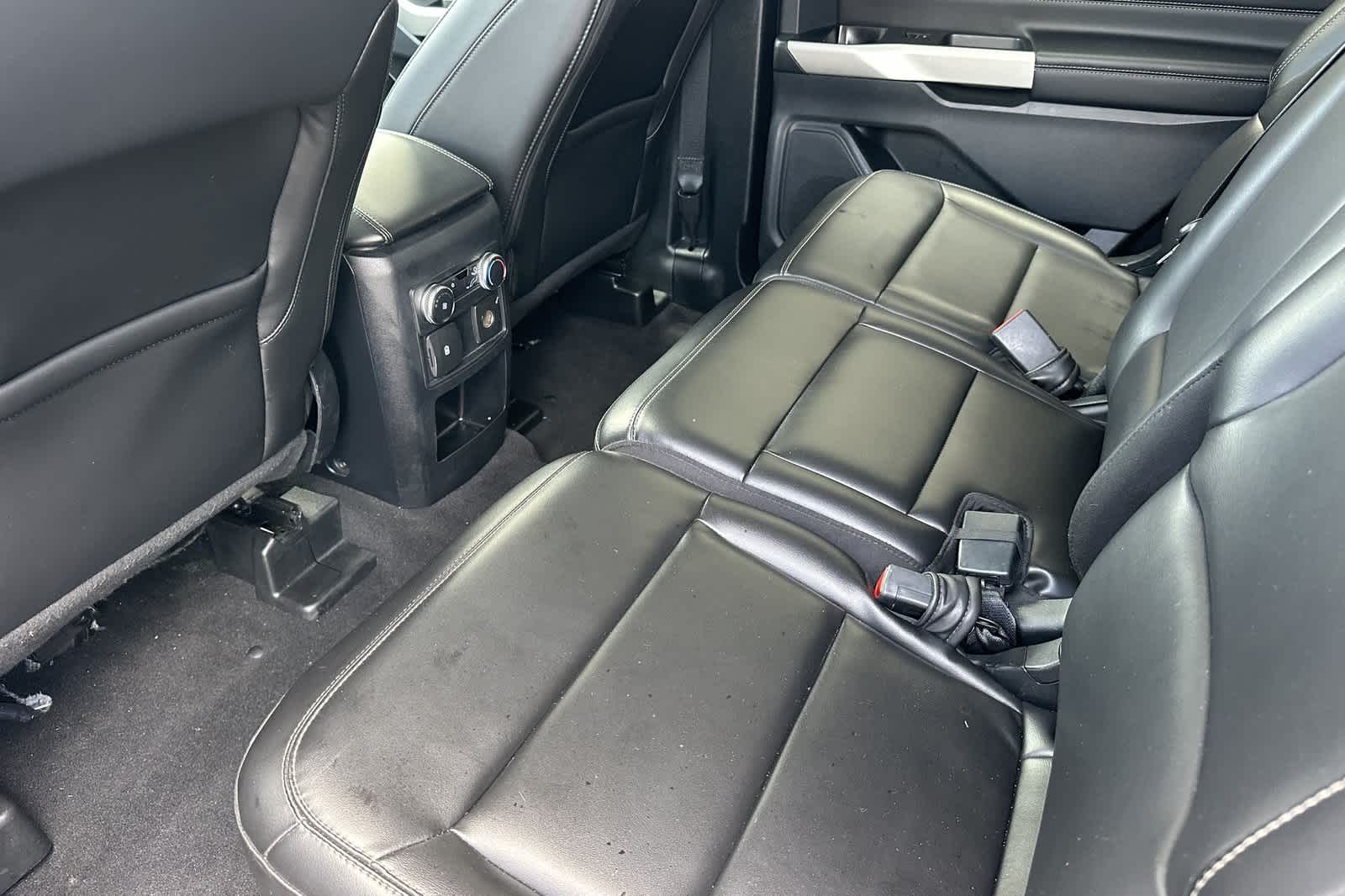 Thumbnail: 2021 Ford Explorer - 3