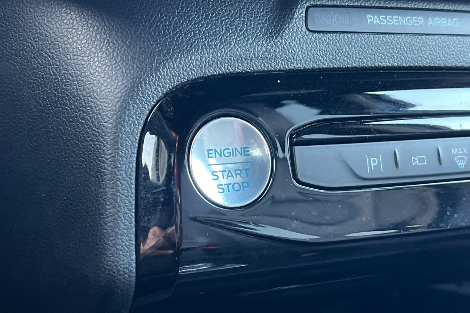 Thumbnail: 2023 Ford Escape - 22