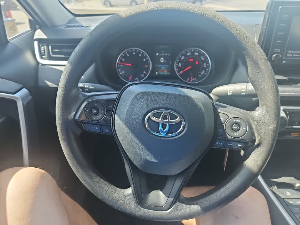 Thumbnail: 2022 Toyota RAV4 - 14