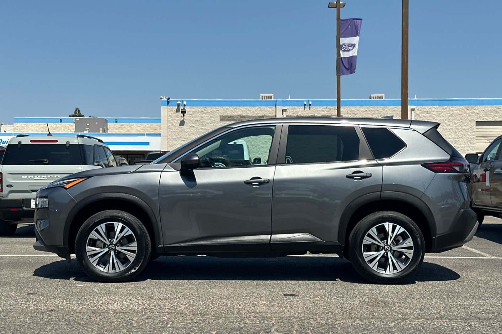 Thumbnail: 2023 Nissan Rogue - 5