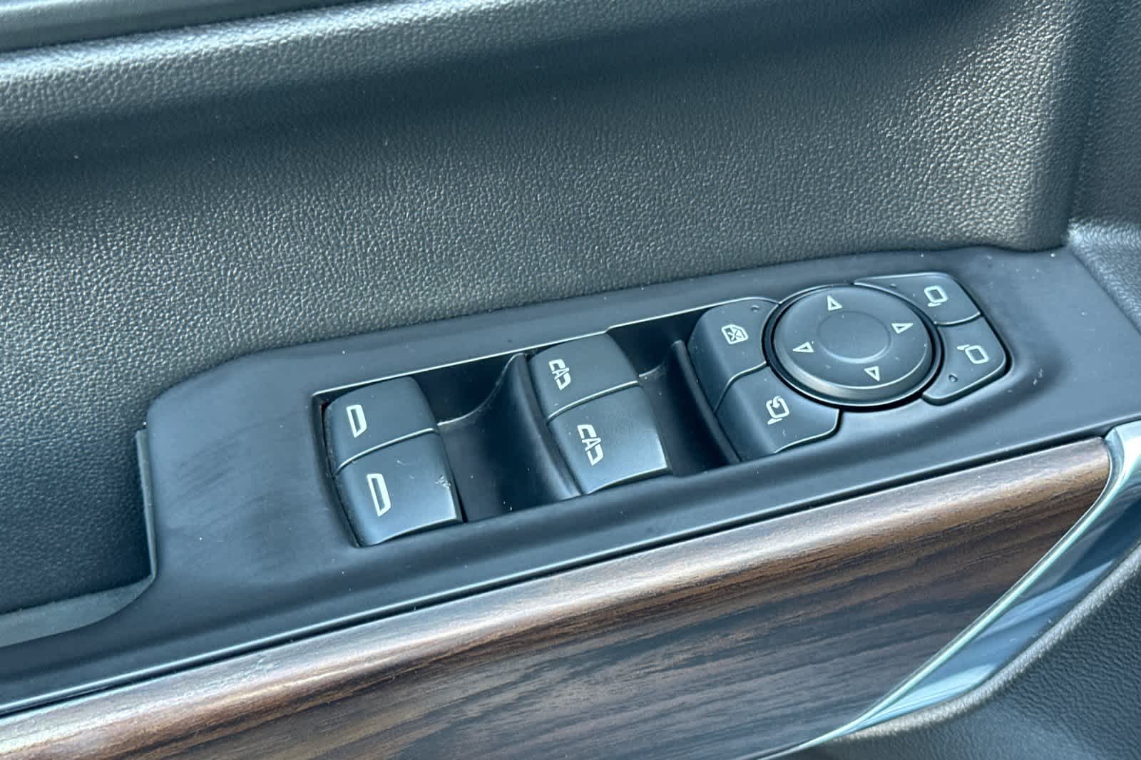 Thumbnail: 2020 GMC Sierra 1500 - 14