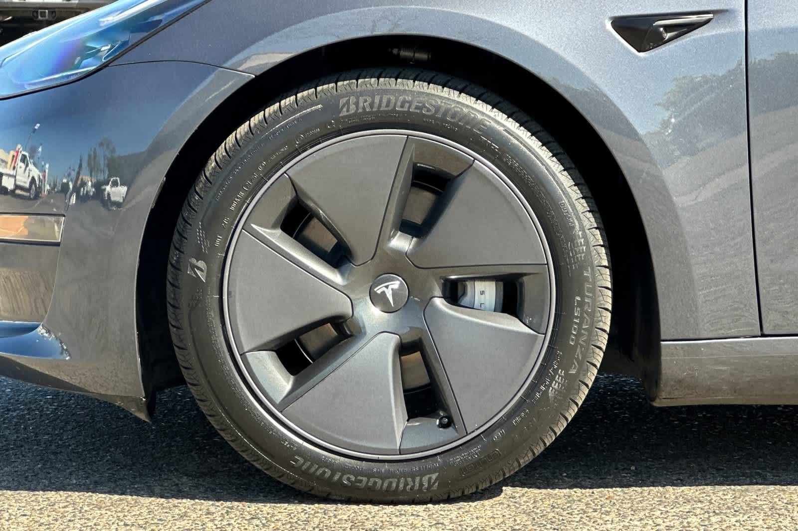 Thumbnail: 2023 Tesla Model 3 - 25