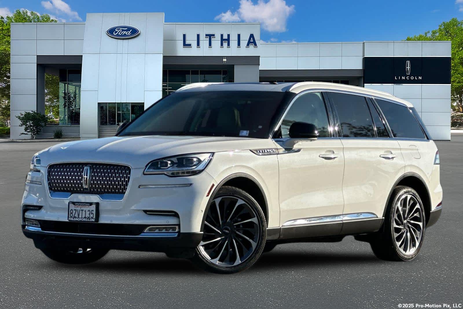 2022 Lincoln Aviator Reserve's photo