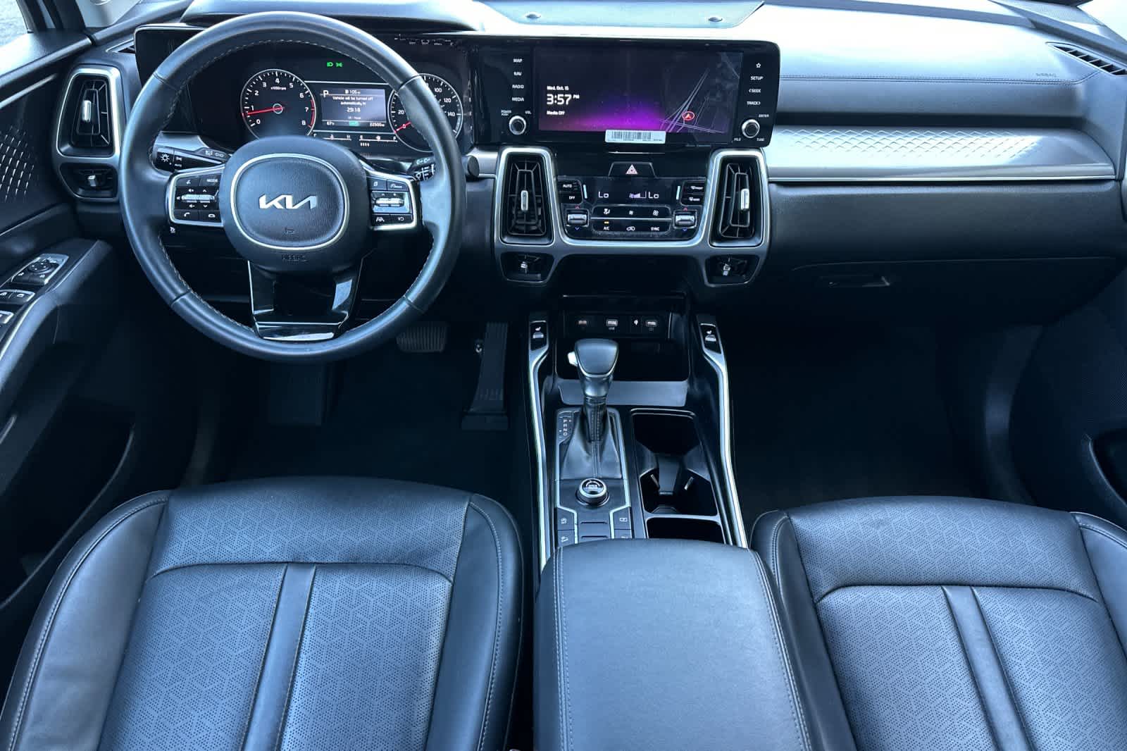 Thumbnail: 2023 Kia Sorento - 3