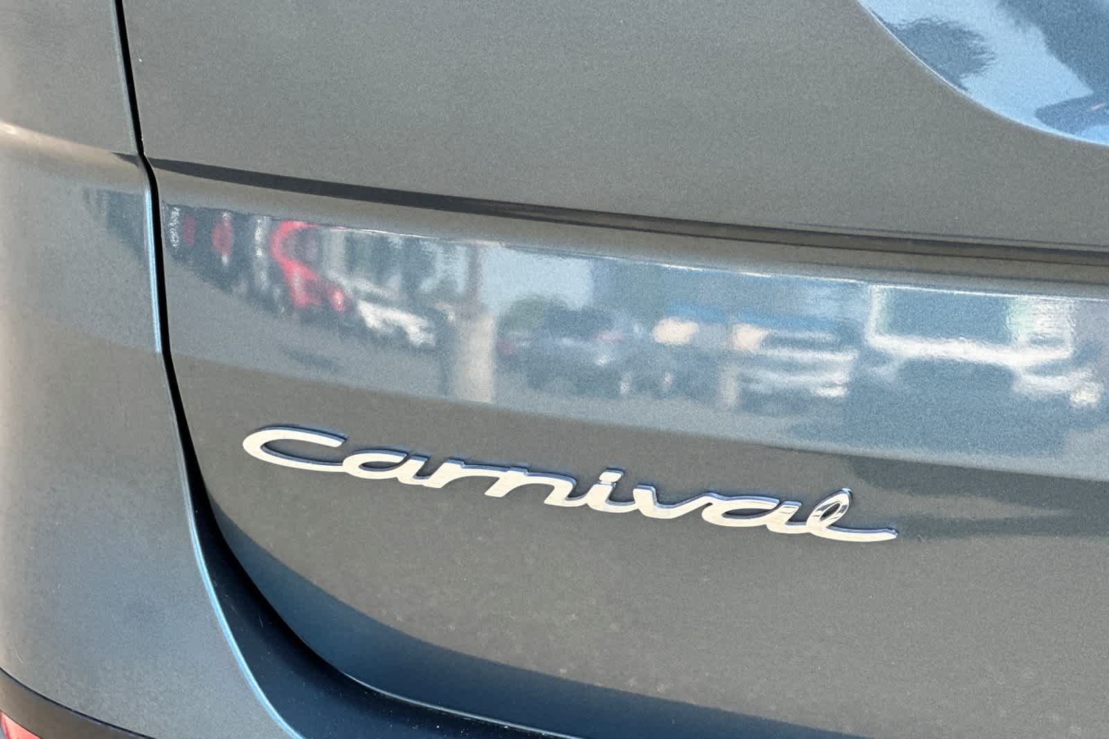 Thumbnail: 2022 Kia Carnival - 30