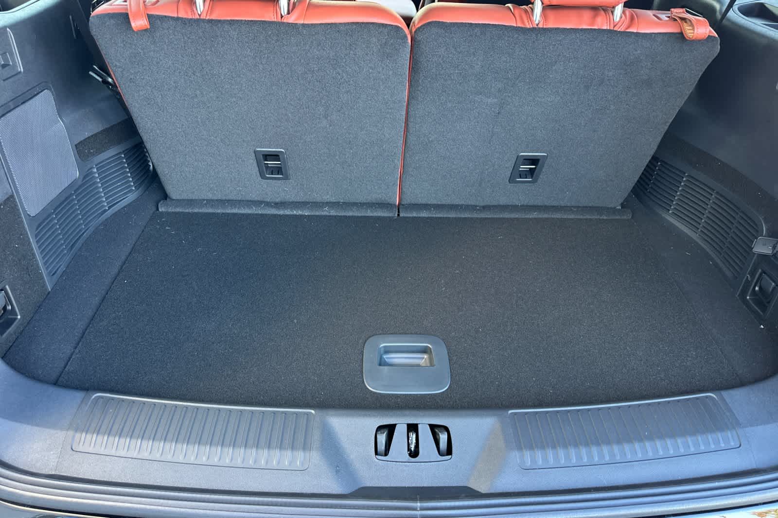 Thumbnail: 2025 Lincoln Aviator - 17