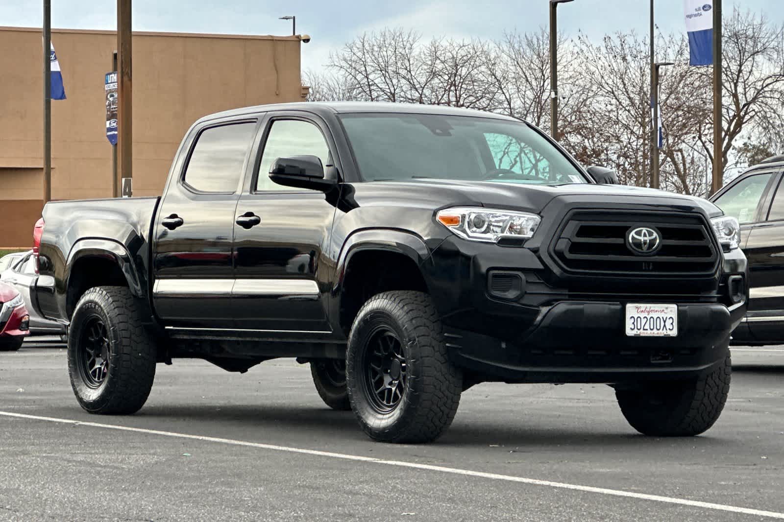 Thumbnail: 2022 Toyota Tacoma - 9