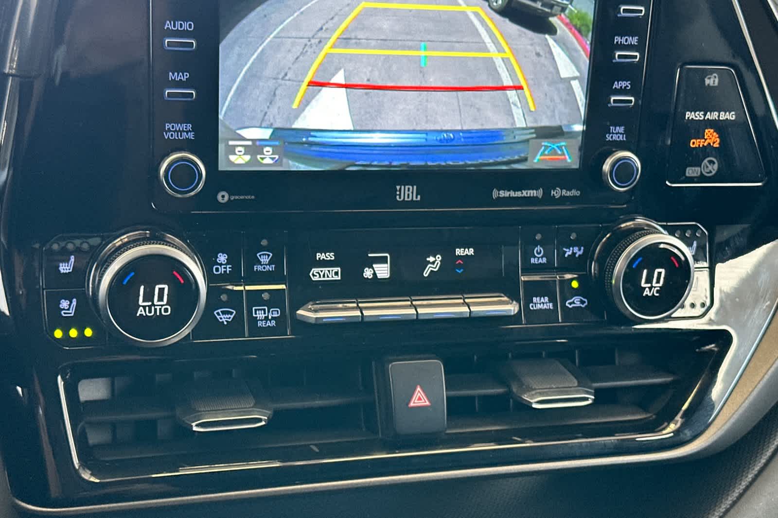 2020 Toyota Highlander Limited 20