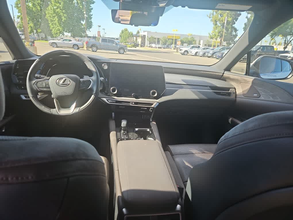 Thumbnail: 2024 Lexus RX - 10