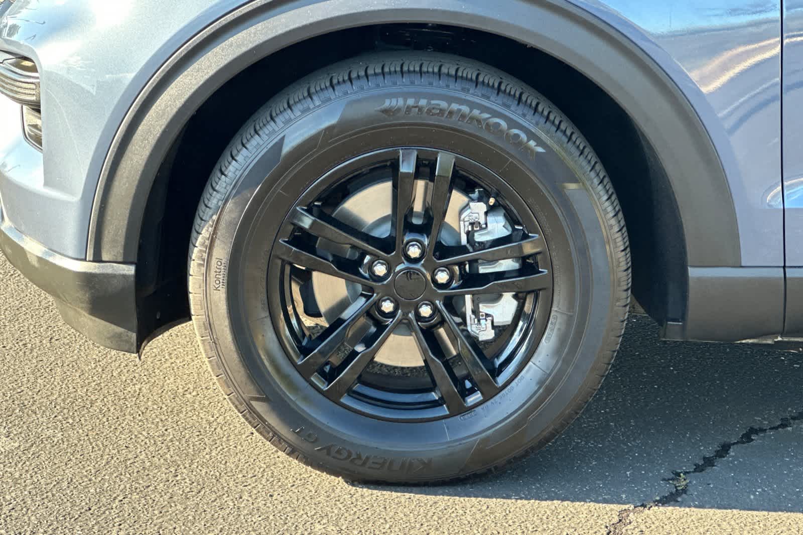 Thumbnail: 2021 Ford Explorer - 27