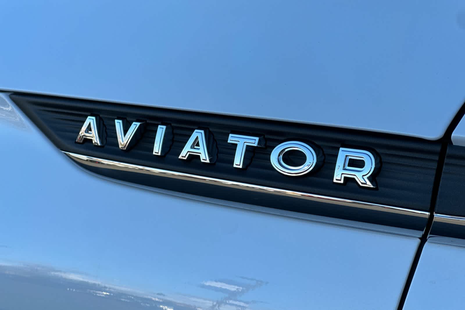 Thumbnail: 2026 Lincoln Aviator - 30