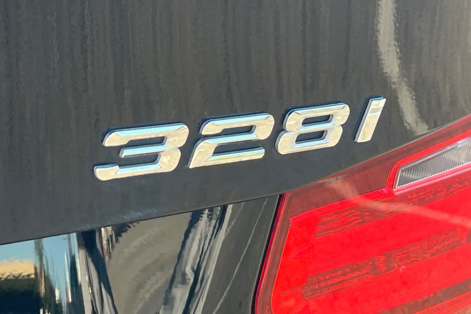 Thumbnail: 2014 BMW 3 Series - 26