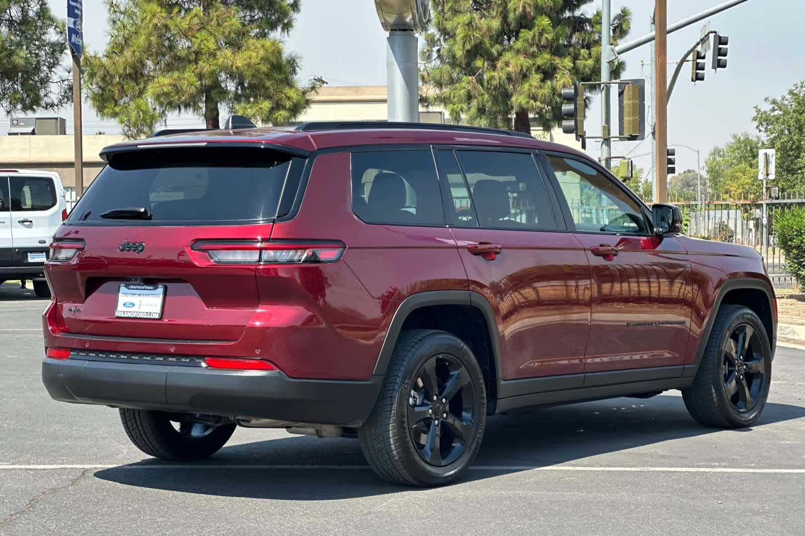 Thumbnail: 2023 Jeep Grand Cherokee - 2