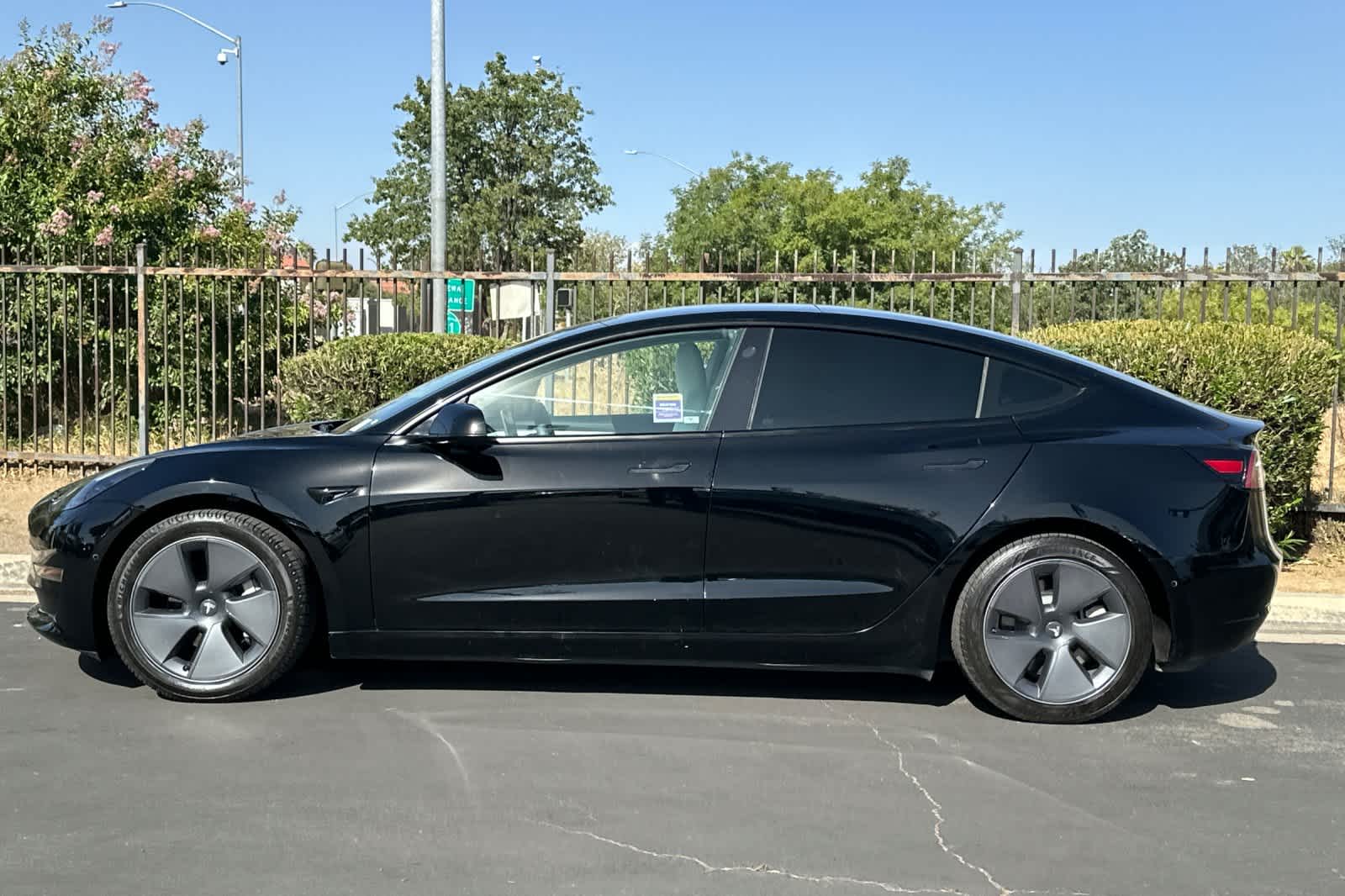 Thumbnail: 2022 Tesla Model 3 - 5