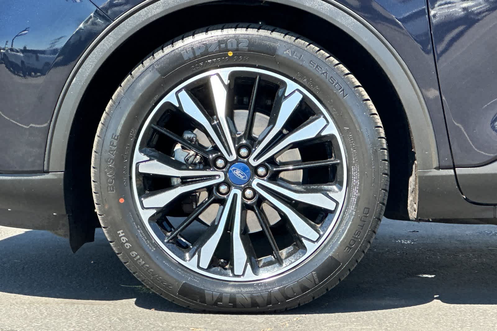 Thumbnail: 2021 Ford Escape - 27