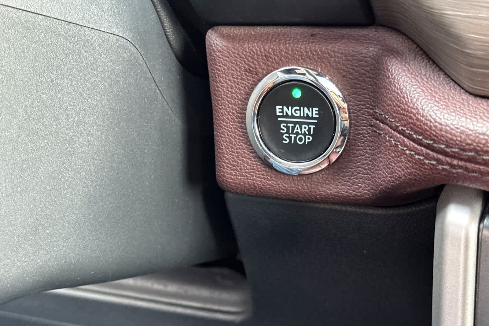 Thumbnail: 2023 Ford Expedition - 24