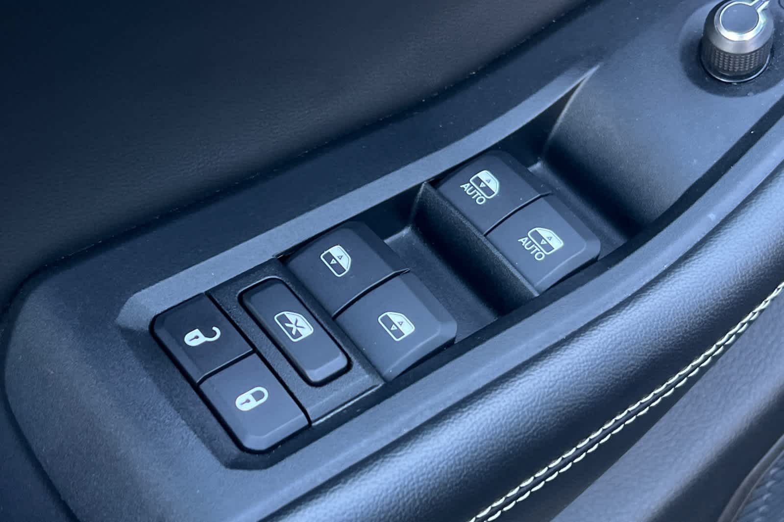 Thumbnail: 2023 Jeep Grand Cherokee - 13