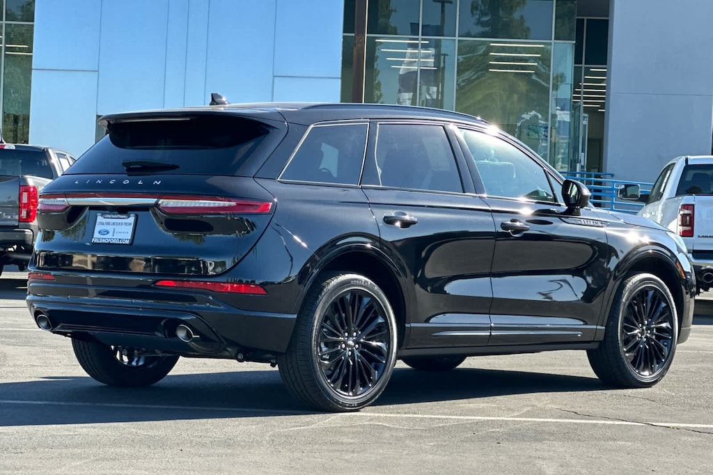 New 2025 Lincoln Corsair Premiere SUV
