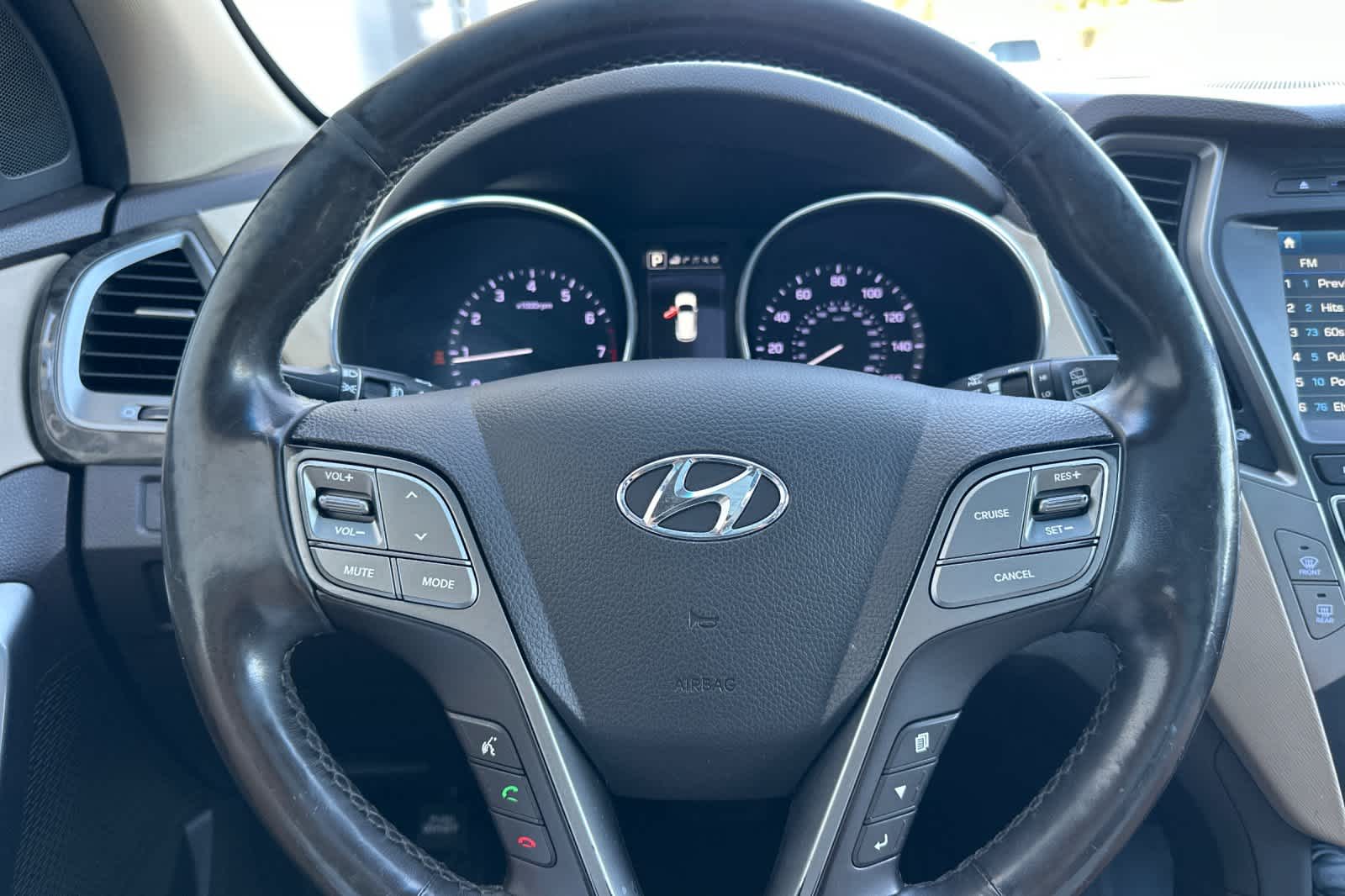 Thumbnail: 2017 Hyundai Santa Fe - 24