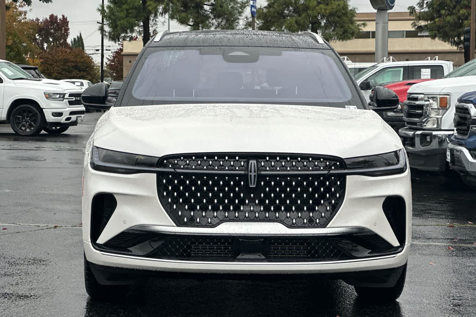 Thumbnail: 2026 Lincoln Nautilus - 11