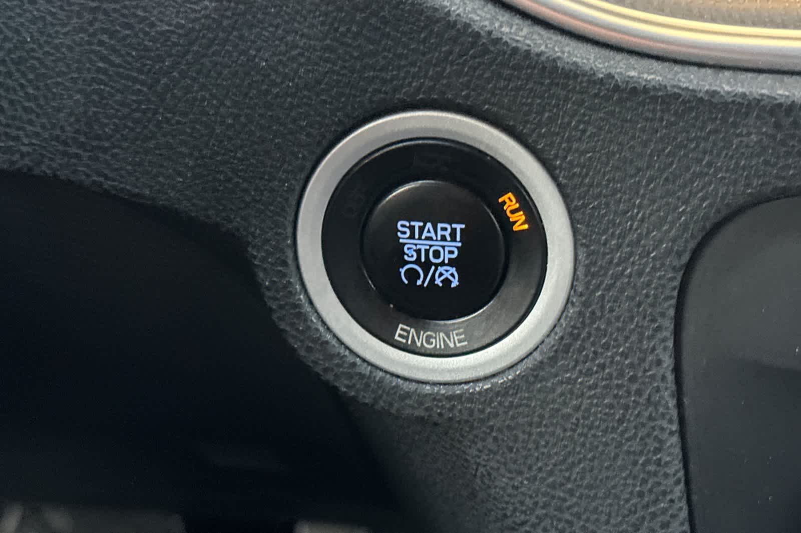 Thumbnail: 2013 Dodge Charger - 22