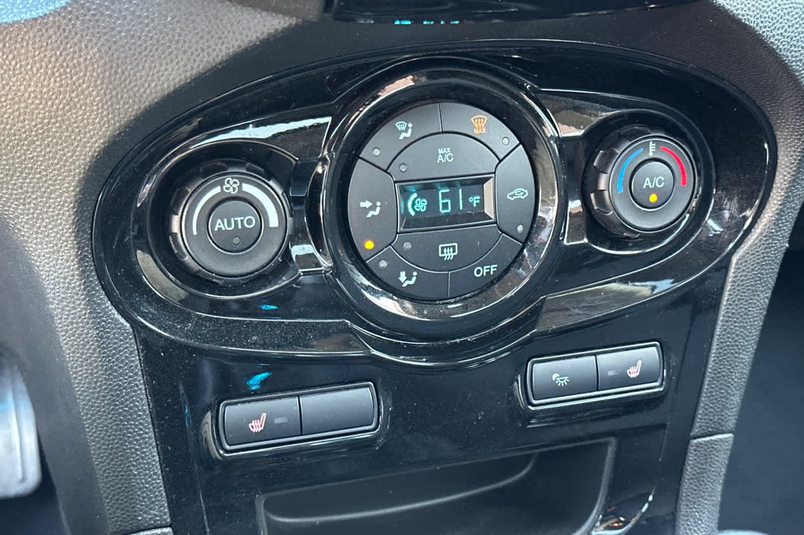 Thumbnail: 2019 Ford Fiesta - 21