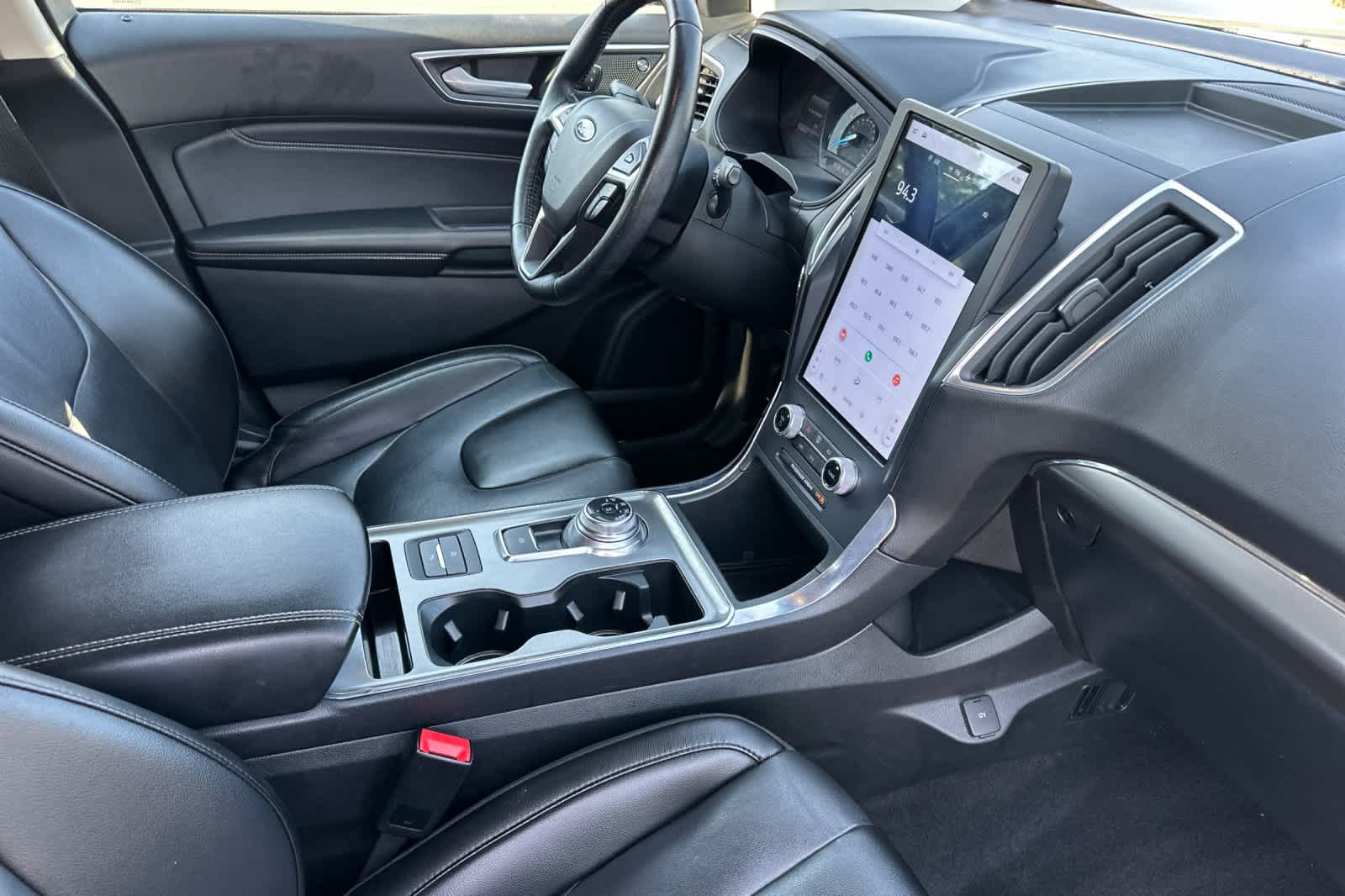 Thumbnail: 2022 Ford Edge - 17
