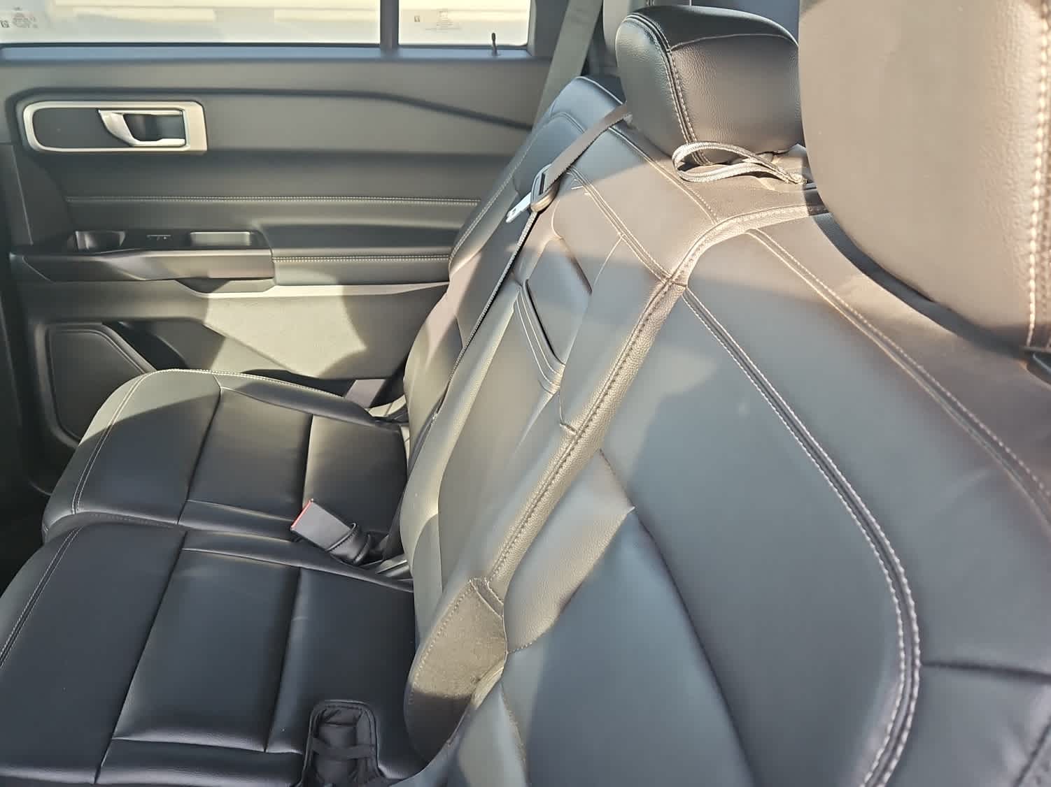 Thumbnail: 2020 Ford Explorer - 13