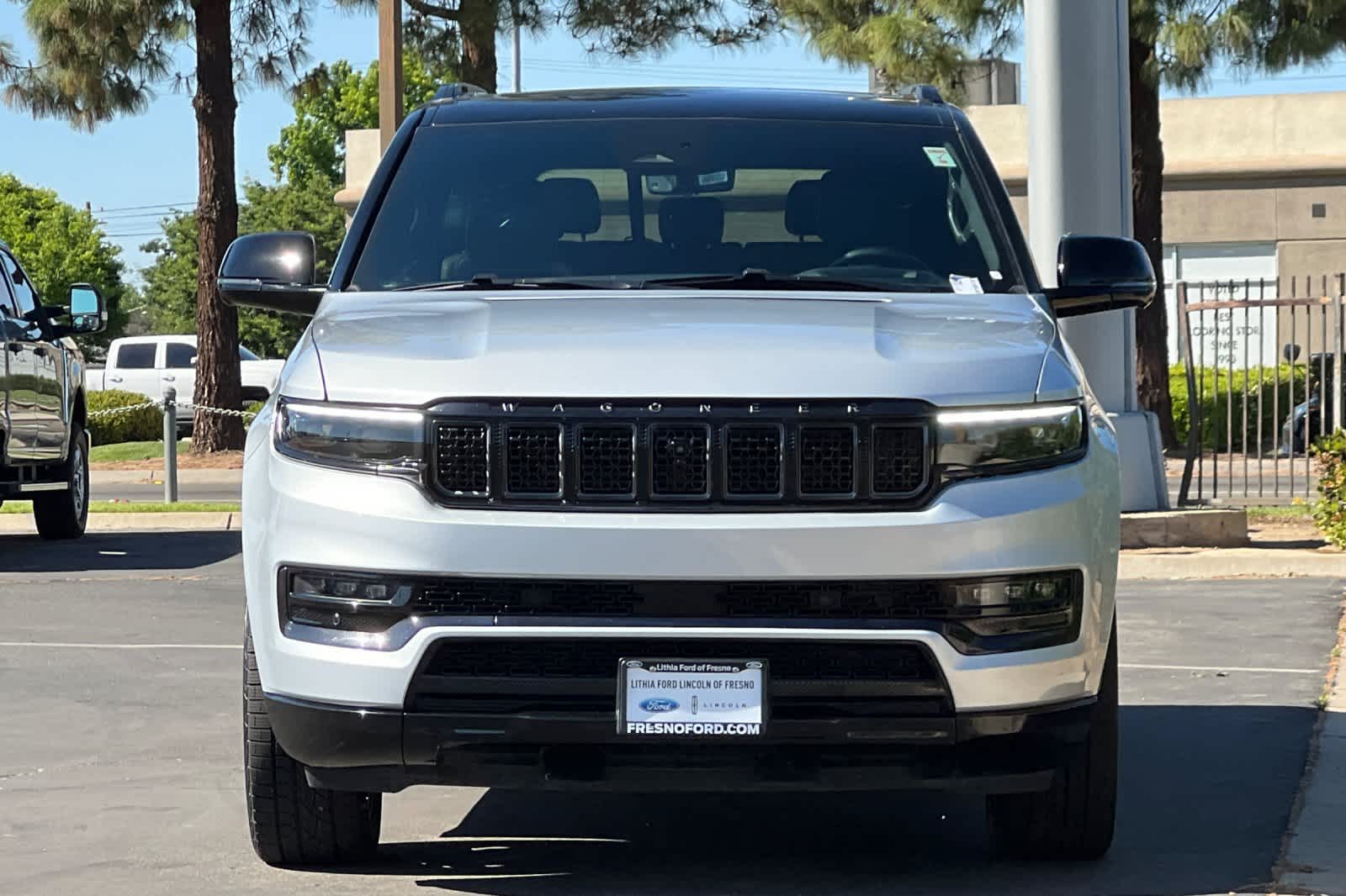 Thumbnail: 2024 Jeep Grand Wagoneer L - 11