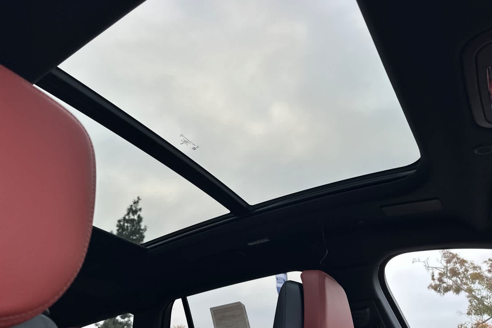 Thumbnail: 2026 Lincoln Aviator - 19