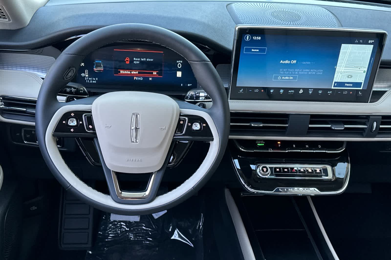 Thumbnail: 2025 Lincoln Corsair - 15