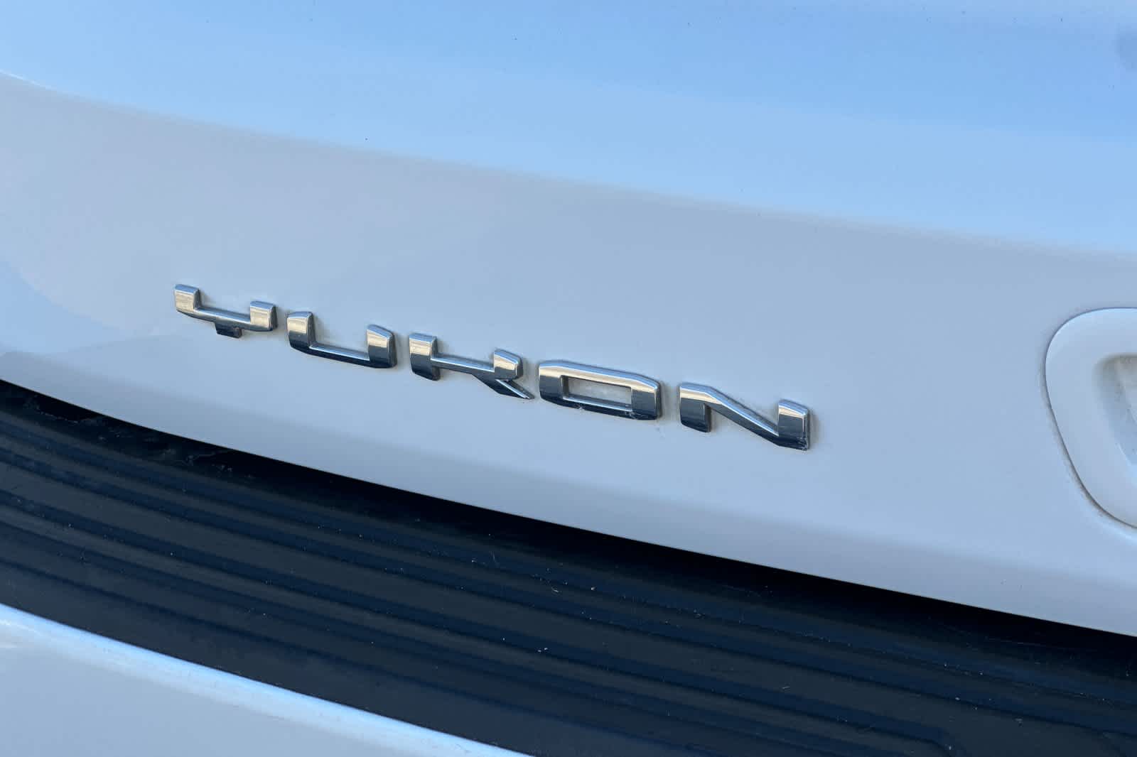 Thumbnail: 2023 GMC Yukon - 28