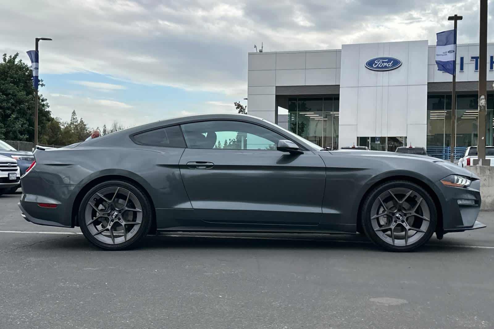 Thumbnail: 2019 Ford Mustang - 9
