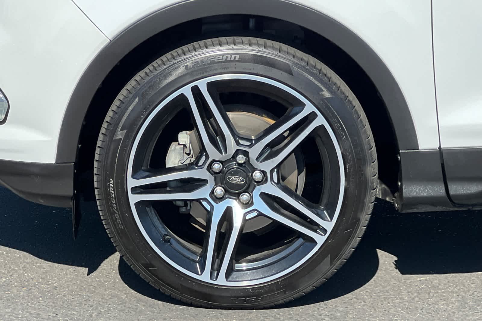 Thumbnail: 2019 Ford Escape - 26