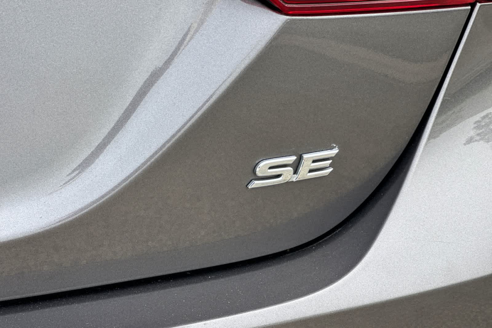 Thumbnail: 2023 Toyota Camry - 26