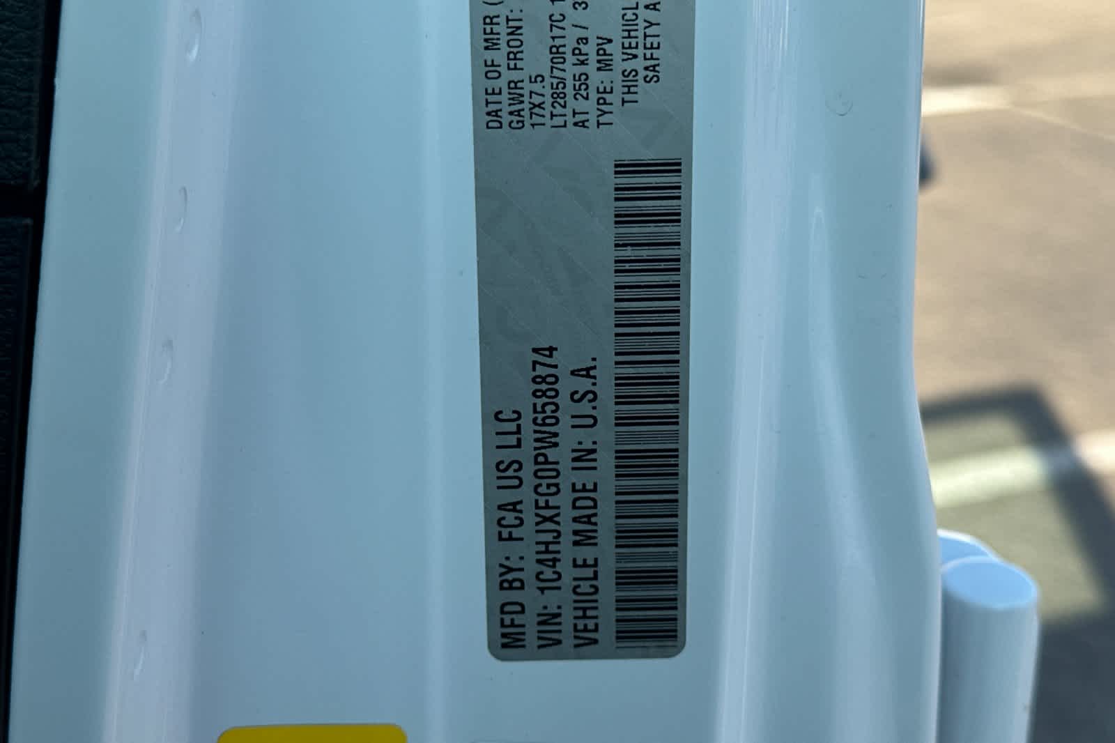 Thumbnail: 2023 Jeep Wrangler - 30