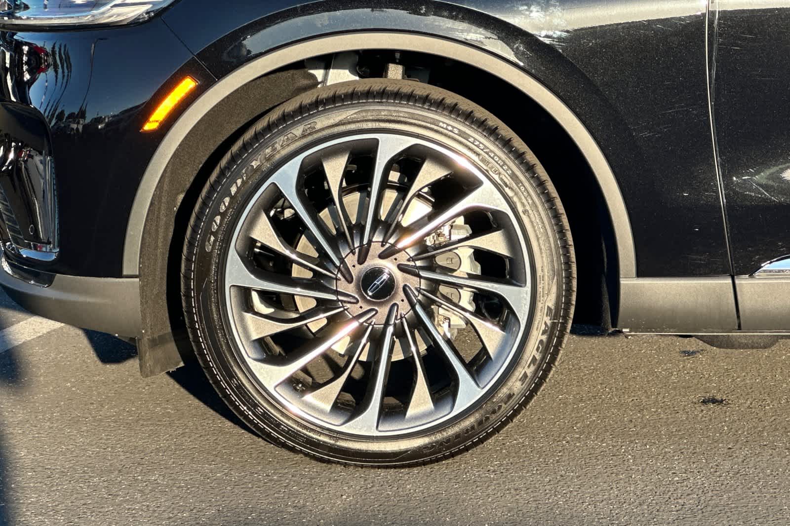 Thumbnail: 2025 Lincoln Aviator - 25