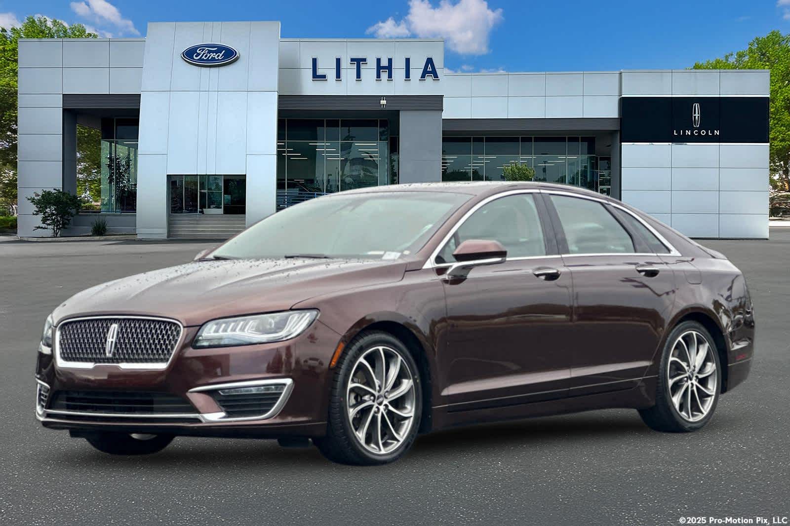 Thumbnail: 2019 Lincoln MKZ - 1