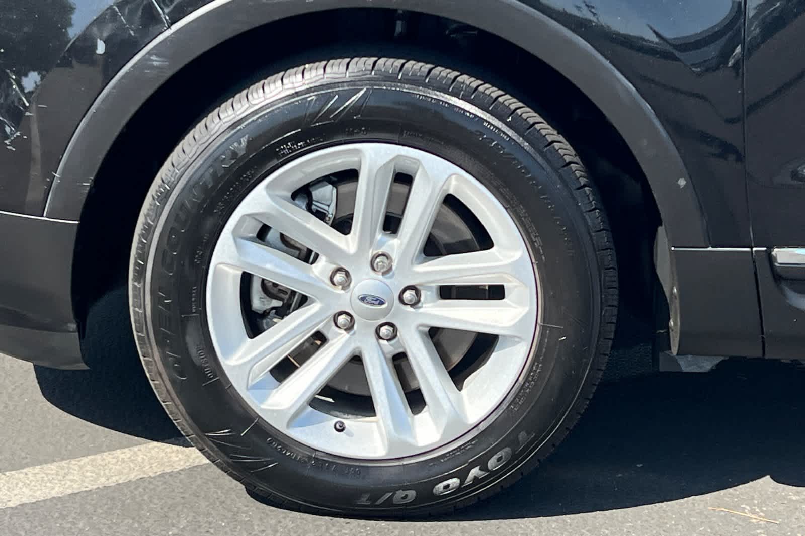 Thumbnail: 2015 Ford Explorer - 27