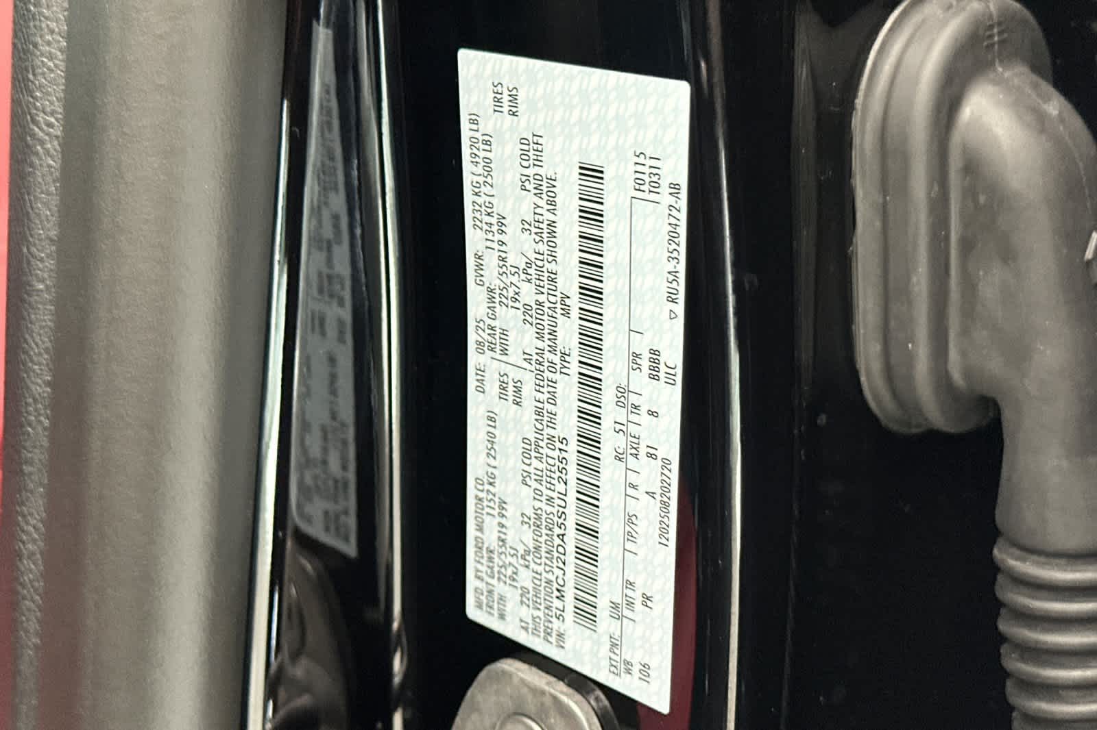 Thumbnail: 2025 Lincoln Corsair - 26